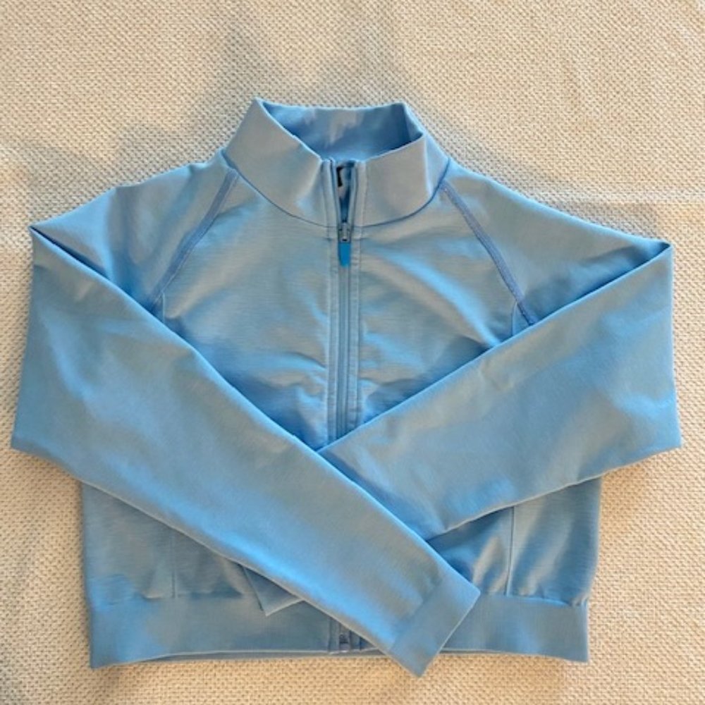 Alphalete Seamless Jacket - Size Medium - color Atlantis